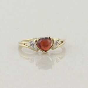 10k Yellow Gold Natural Garnet & Diamond Ring Size 7 1/4